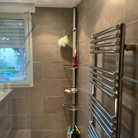 Superbe Avec Piscine Et Tennis Apartmán