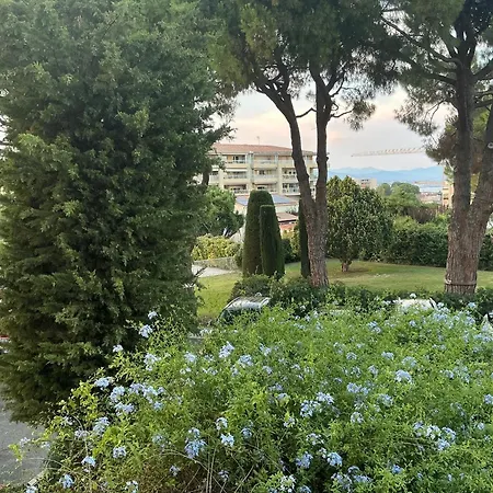 Superbe Avec Piscine Et Tennis Apartment